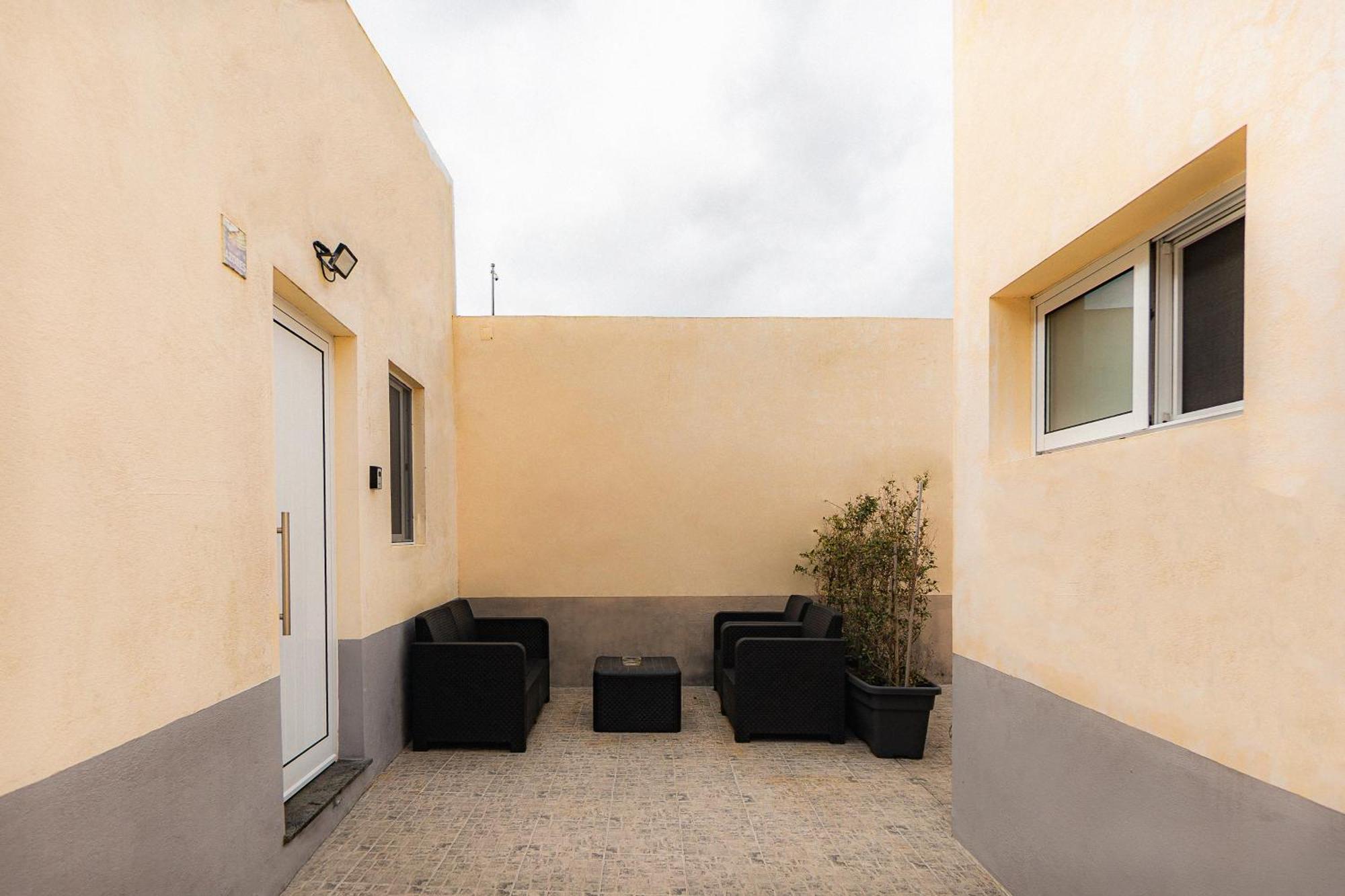 Pineapple Studio Ponta Delgada  Exterior photo